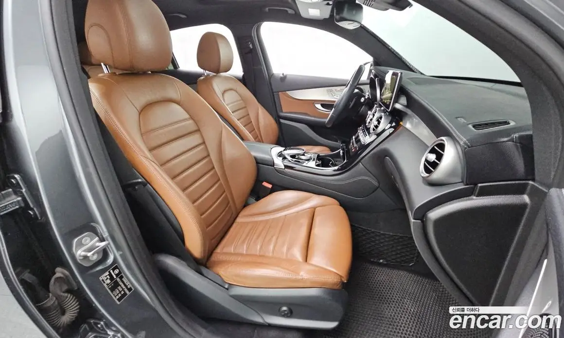 Mercedes-Benz GLC-Class 2017 2.1 гидро, фото 16 Mercedes-Benz GLC-Class 2017 2.1 гидро, фото 16