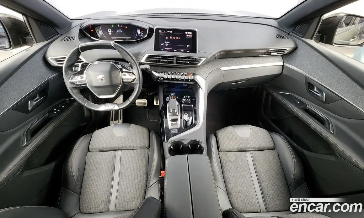 Peugeot 3008 2019 1.5 автомат (гидро), фото 7