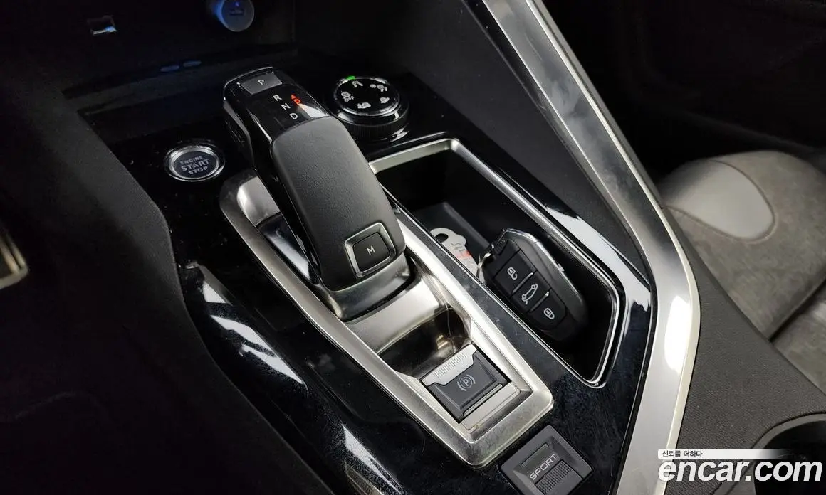Peugeot 3008 2019 1.5 автомат (гидро), фото 9