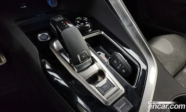 Peugeot 3008 2019 1.5 автомат (гидро), миниатюра 9