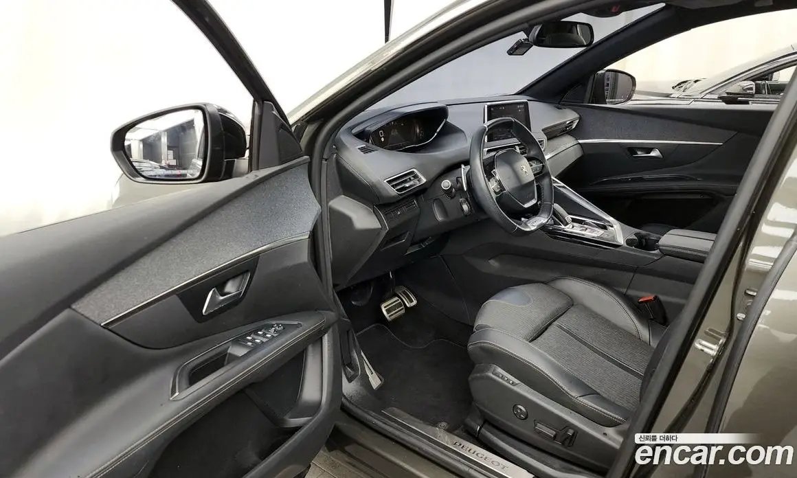 Peugeot 3008 2019 1.5 автомат (гидро), фото 10