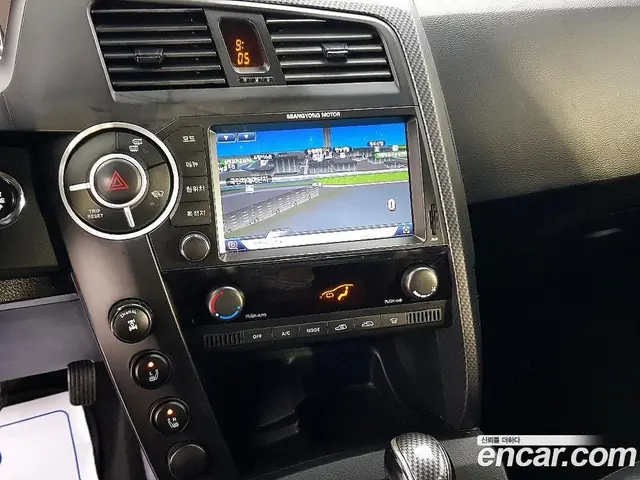 SsangYong Korando 2014 2.0 автомат (гидро), миниатюра 11