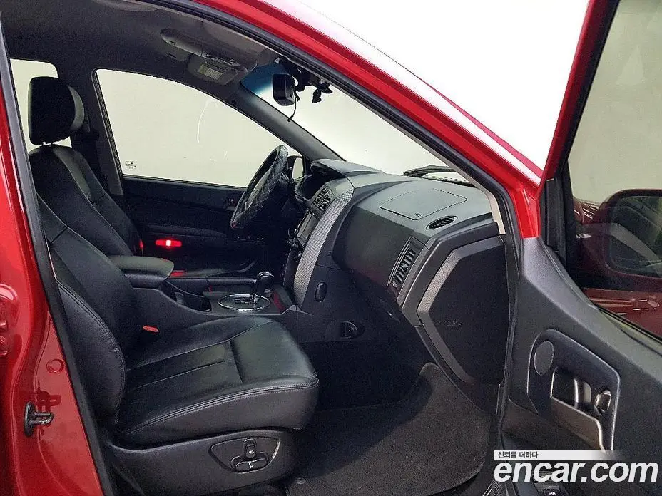 SsangYong Korando 2014 2.0 автомат (гидро), фото 15