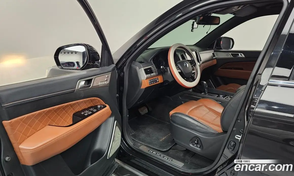 SsangYong Rexton 2017 2.2 автомат (гидро), фото 13
