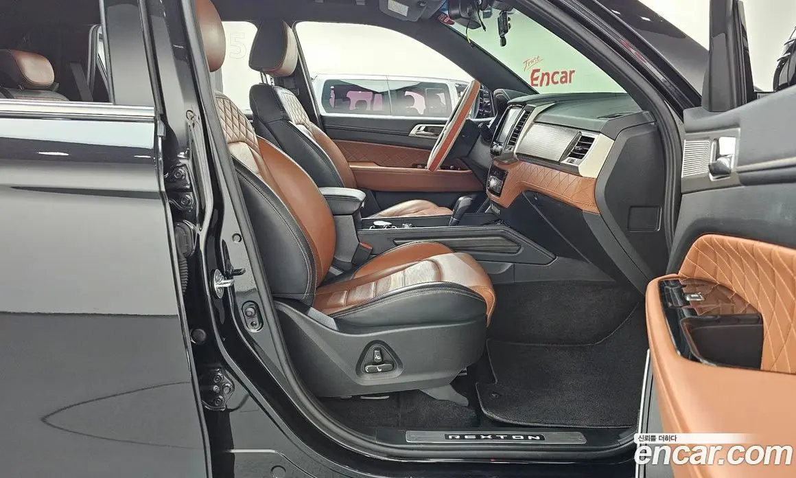 SsangYong Rexton 2017 2.2 автомат (гидро), фото 16