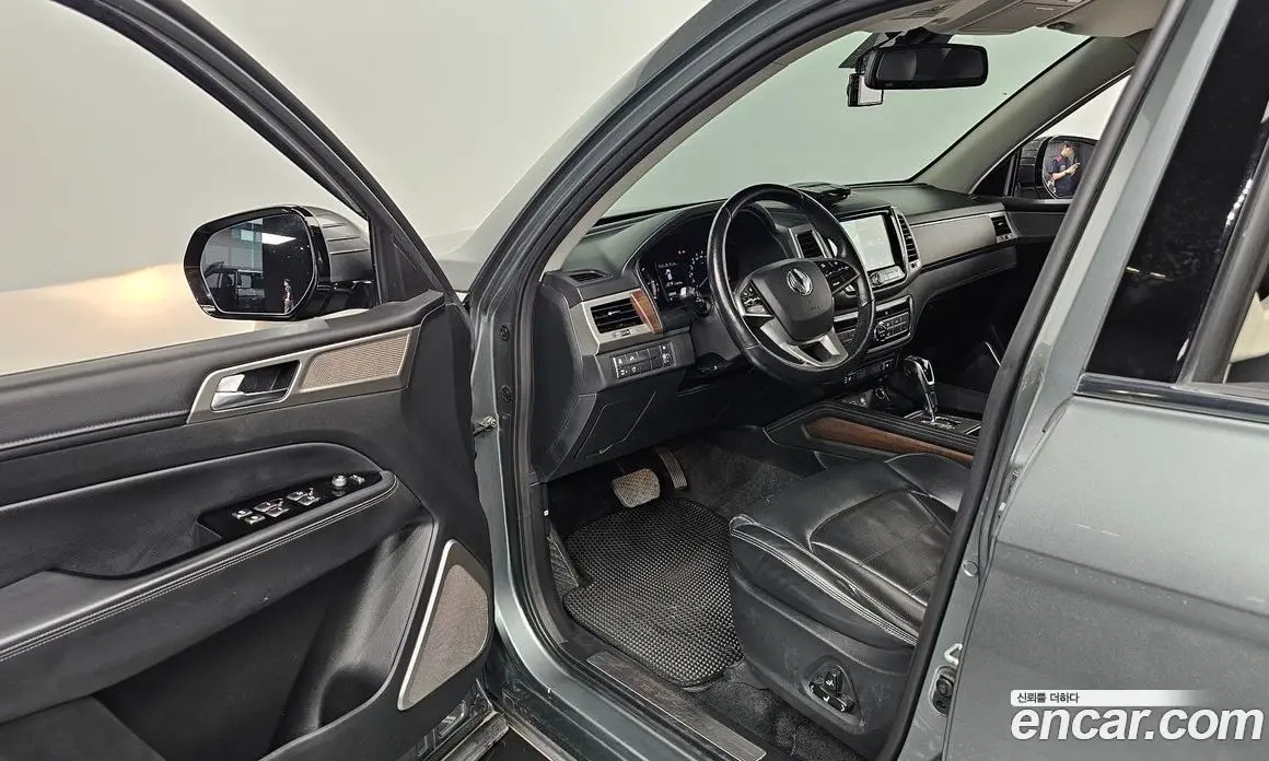 SsangYong Rexton 2017 2.2 автомат (гидро), фото 13