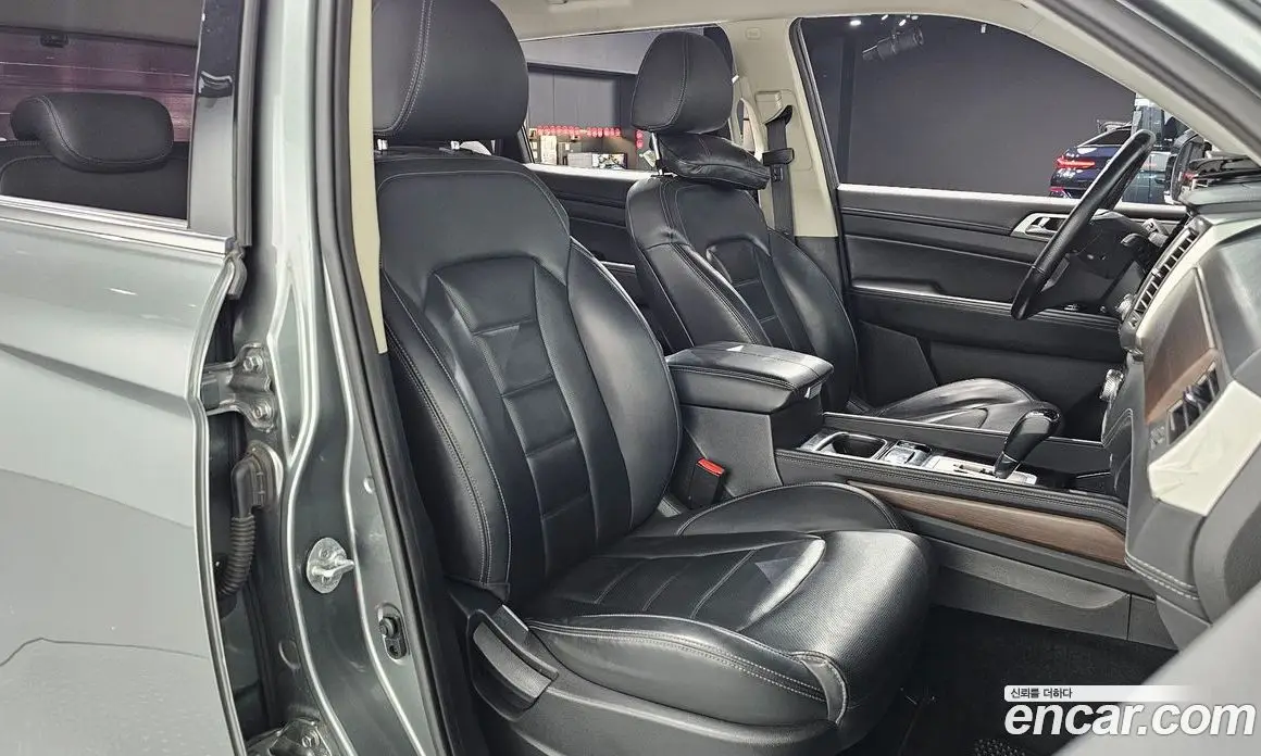 SsangYong Rexton 2017 2.2 автомат (гидро), фото 16