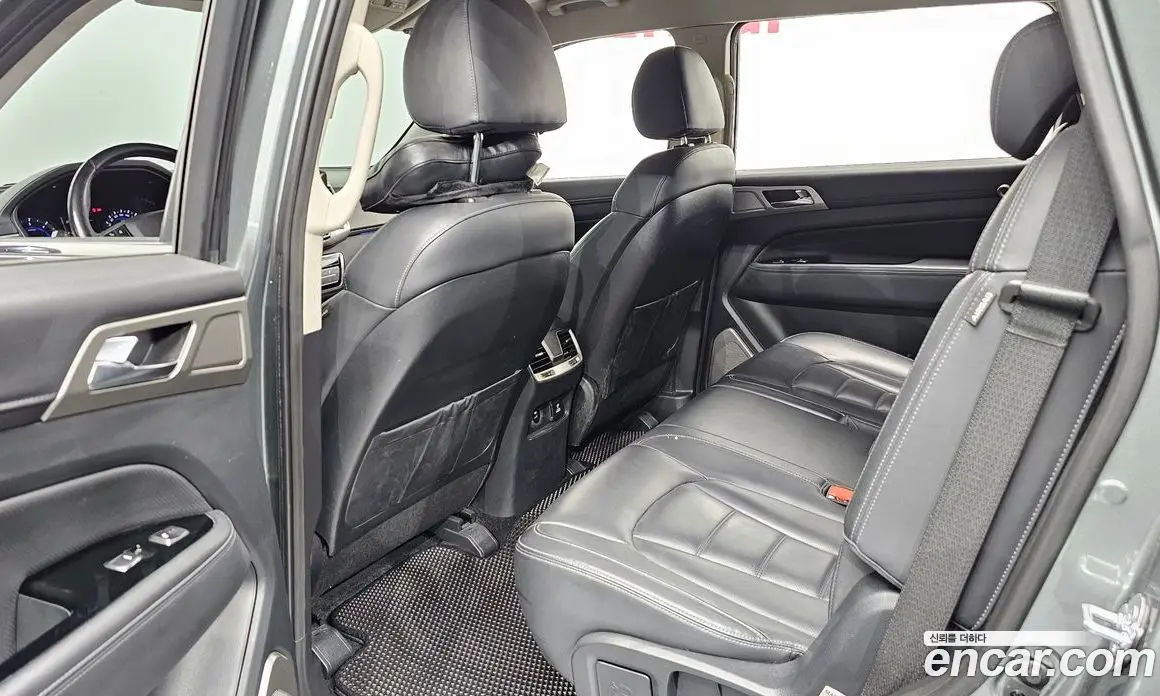 SsangYong Rexton 2017 2.2 автомат (гидро), фото 18