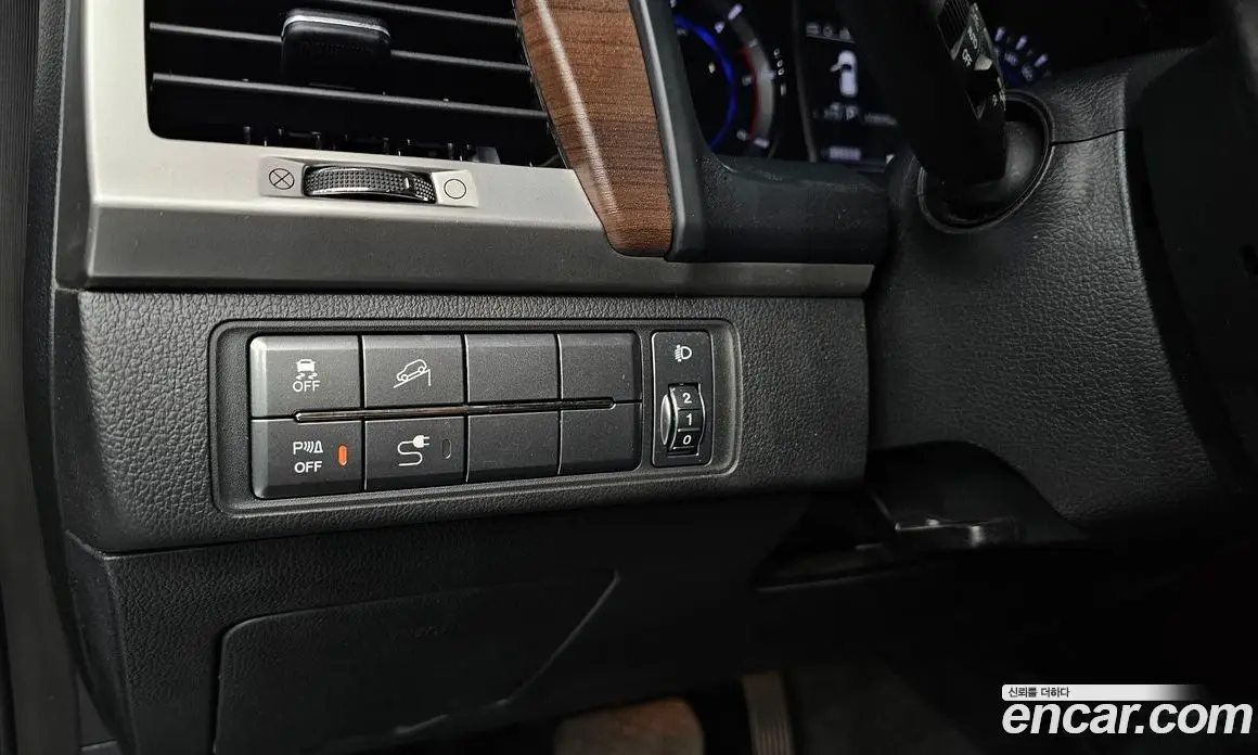 SsangYong Rexton 2017 2.2 автомат (гидро), фото 26