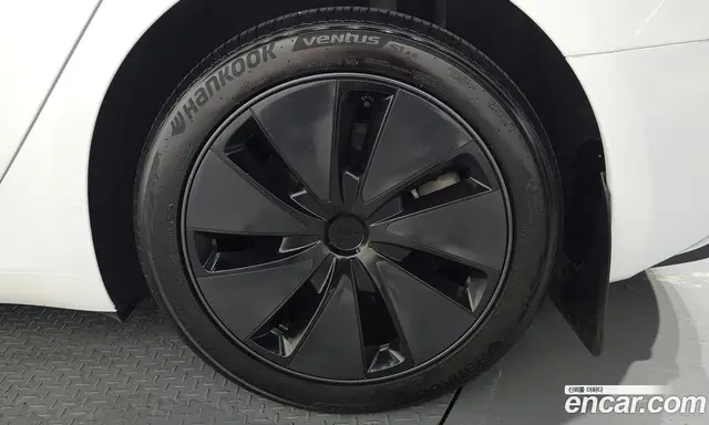Tesla Model 3 2024 0.2 автомат (гидро), миниатюра 7 Tesla Model 3 2024 0.2 автомат (гидро), миниатюра 7