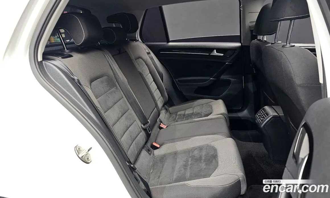 Volkswagen Golf 2015 2.0 автомат (гидро), фото 11