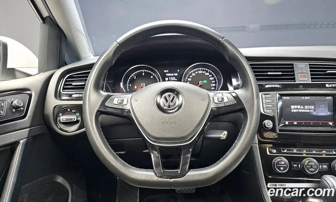 Volkswagen Golf 2015 2.0 автомат (гидро), фото 12