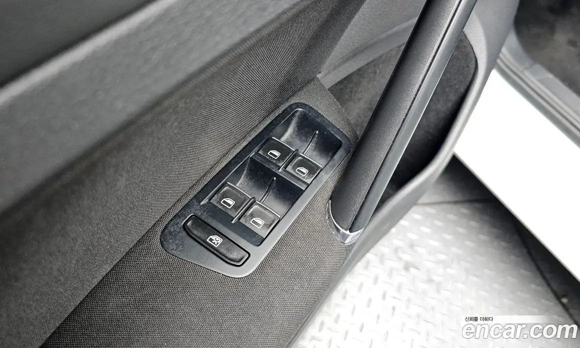 Volkswagen Golf 2015 2.0 автомат (гидро), фото 19