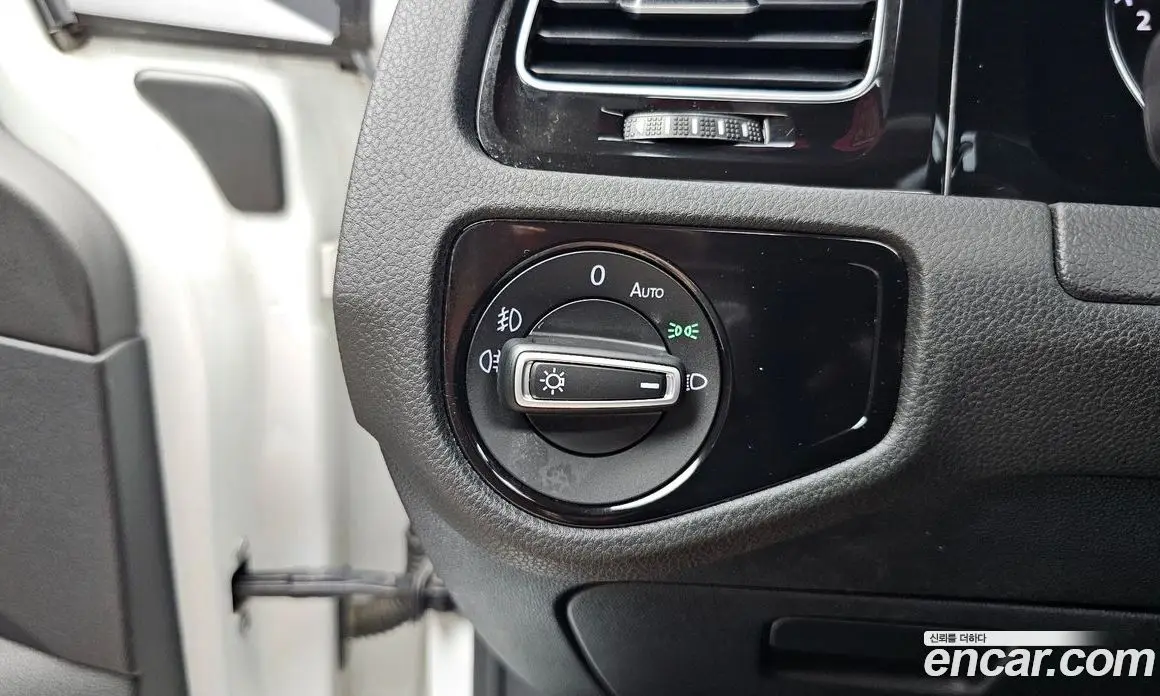 Volkswagen Golf 2015 2.0 автомат (гидро), фото 20