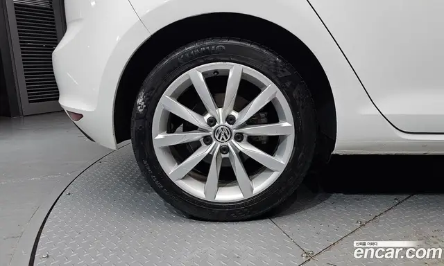 Volkswagen Golf 2015 2.0 автомат (гидро), миниатюра 5