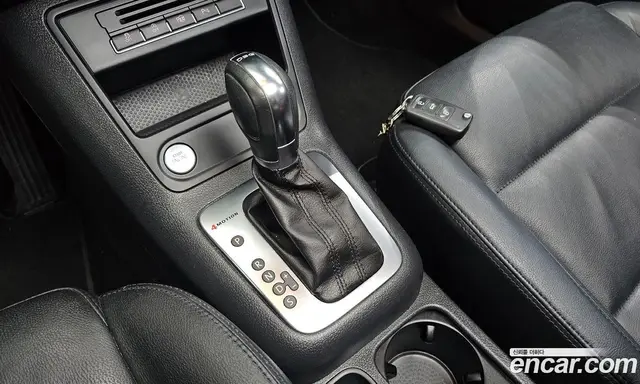 Volkswagen Tiguan 2012 2.0 автомат (гидро), миниатюра 9