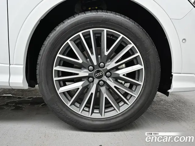 Audi Q3 2026 2.0 автомат (гидро), миниатюра 5