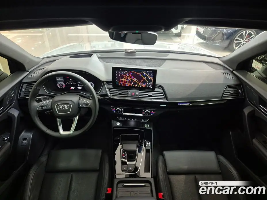 Audi Q5 2024 2.0 автомат (гидро), фото 7