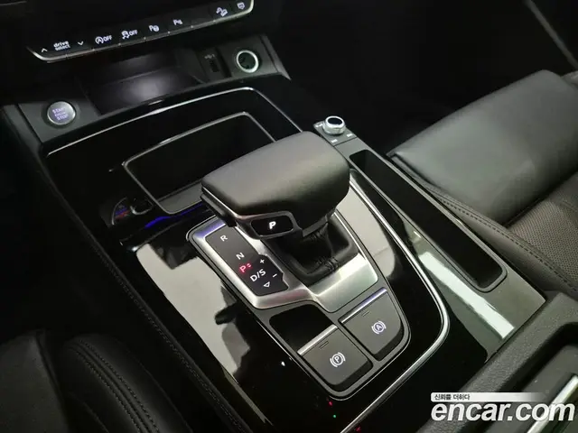 Audi Q5 2024 2.0 автомат (гидро), миниатюра 9