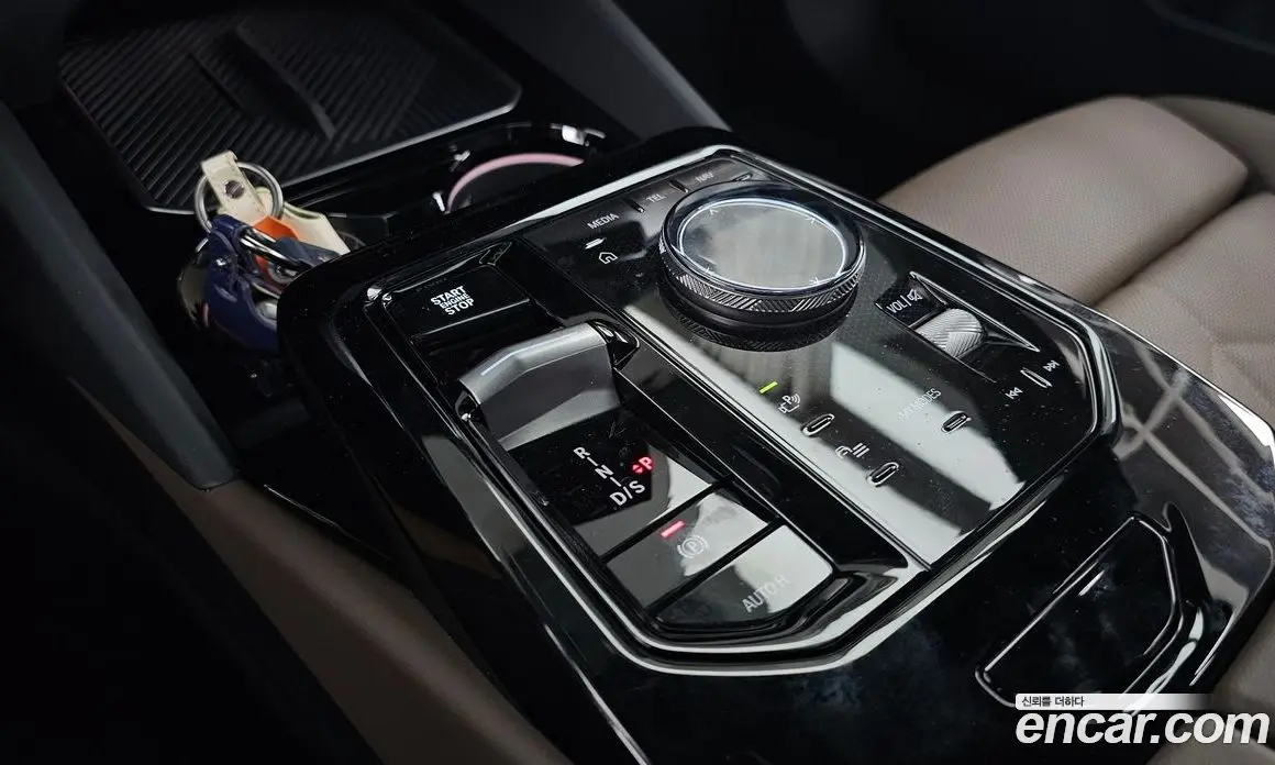 BMW 5 серия 2025 2.0 автомат (гидро), фото 12