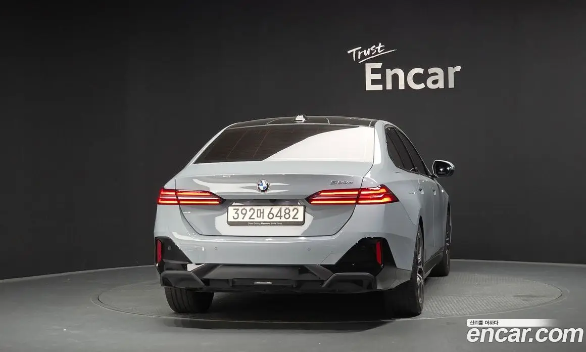 BMW 5 серия 2025 2.0 автомат (гидро), фото 4