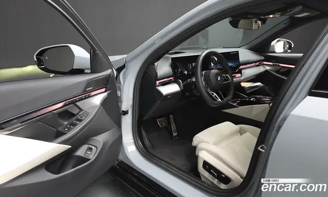 BMW 5 серия 2025 2.0 автомат (гидро), миниатюра 10