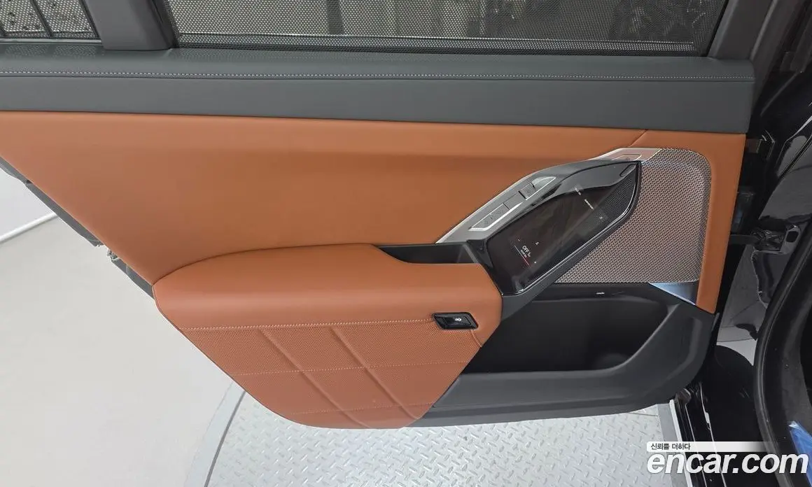 BMW 7 серия 2024 3.0 автомат (гидро), фото 15