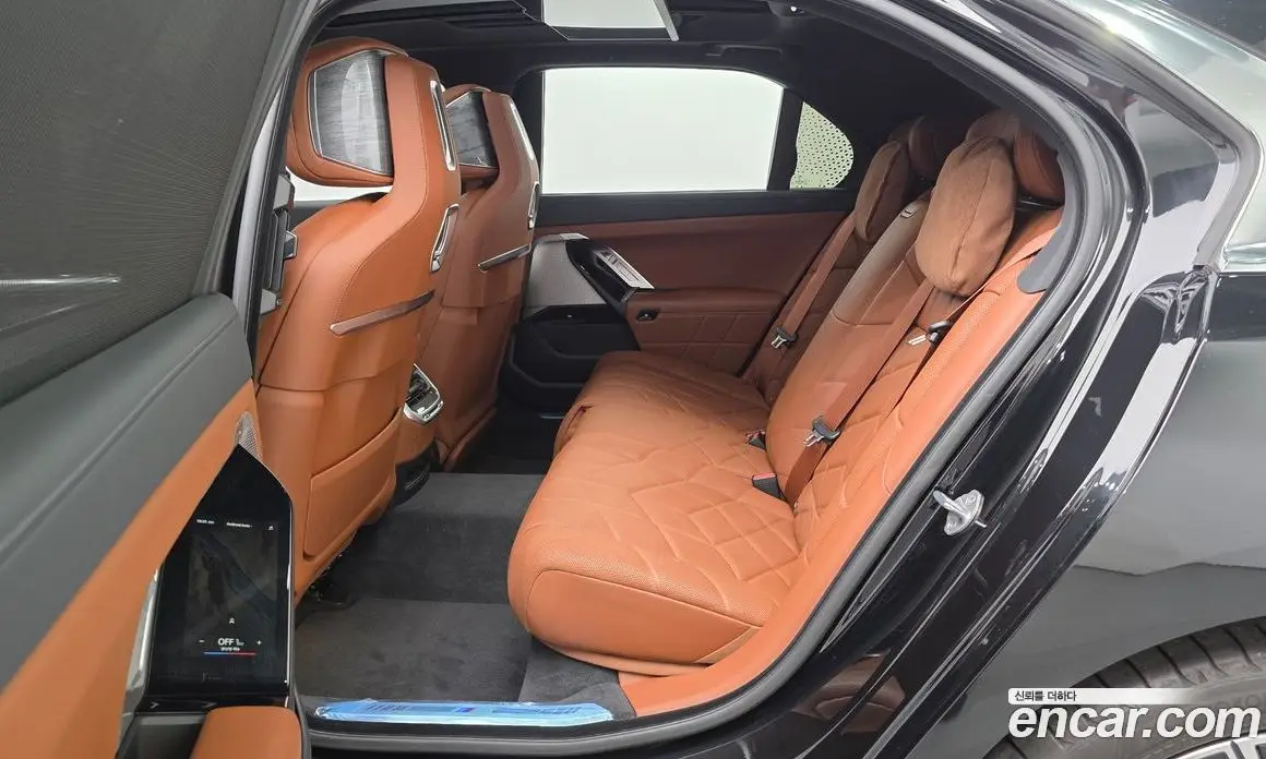 BMW 7 серия 2024 3.0 автомат (гидро), фото 18