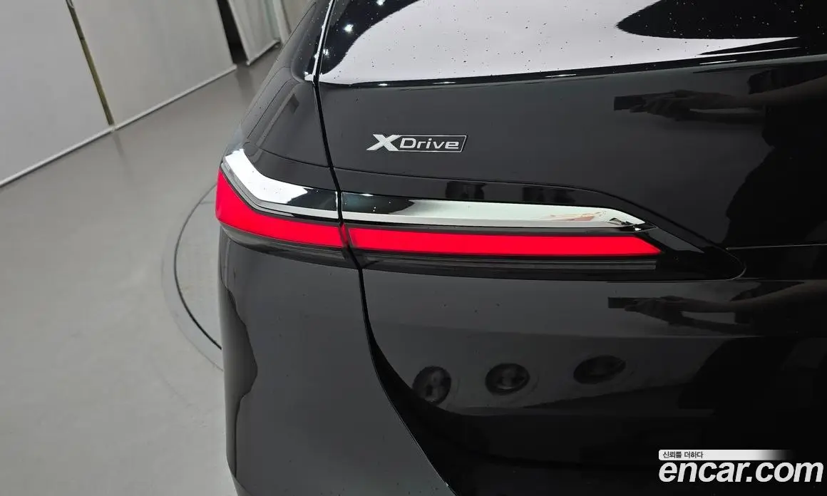 BMW 7 серия 2024 3.0 автомат (гидро), фото 9