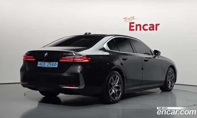 BMW i5 2023 0.2 автомат (гидро), миниатюра 2