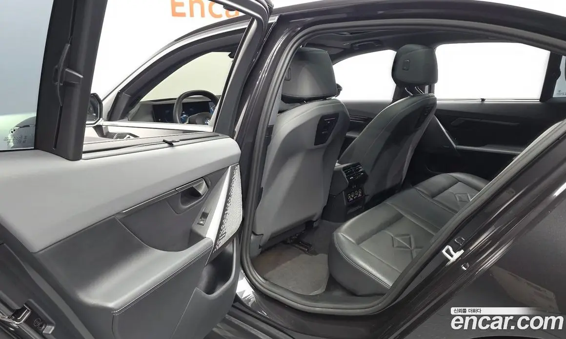 BMW i5 2023 0.2 автомат (гидро), фото 16
