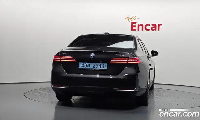 BMW i5 2023 0.2 автомат (гидро), миниатюра 4