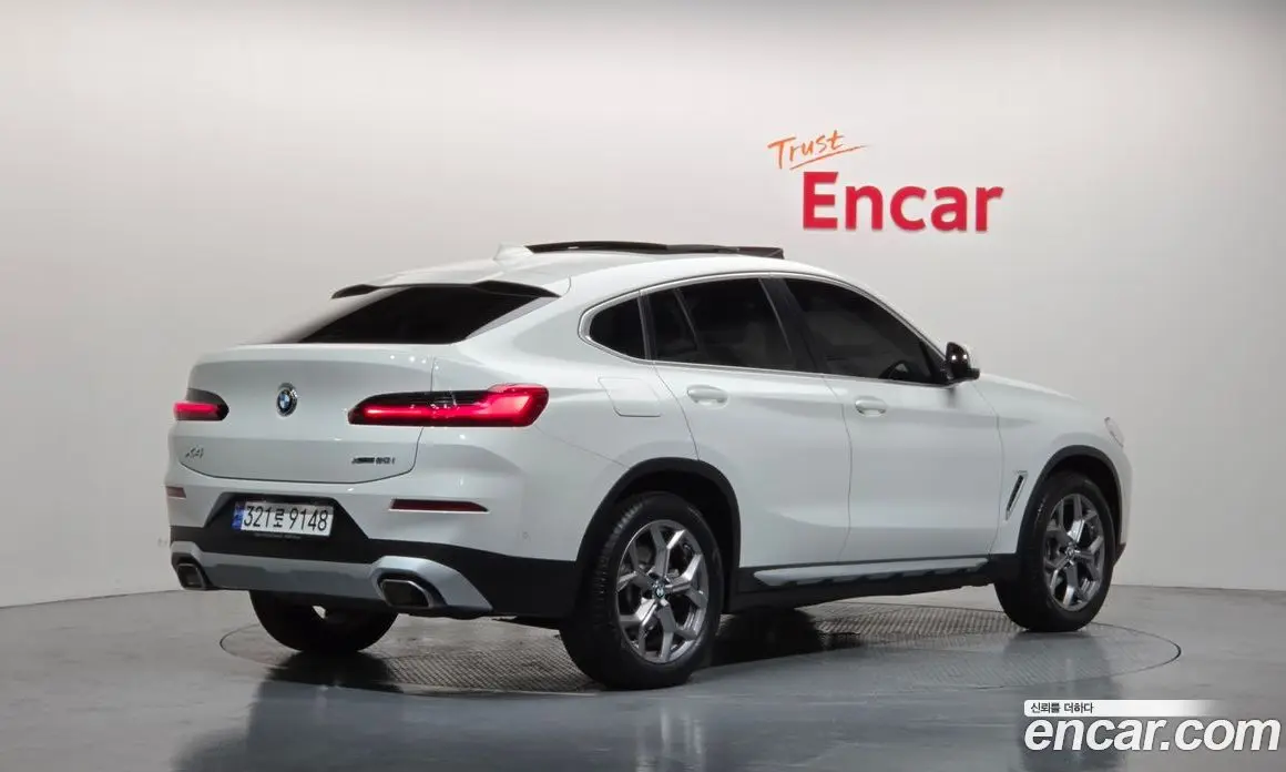 BMW X4 2023 2.0 автомат (гидро), фото 2
