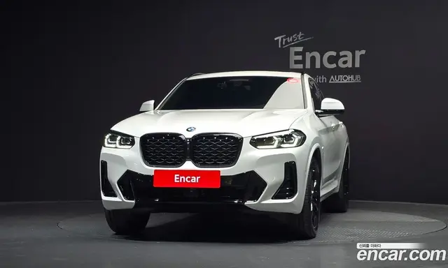 BMW X4 2025 2.0 автомат (гидро), миниатюра 3