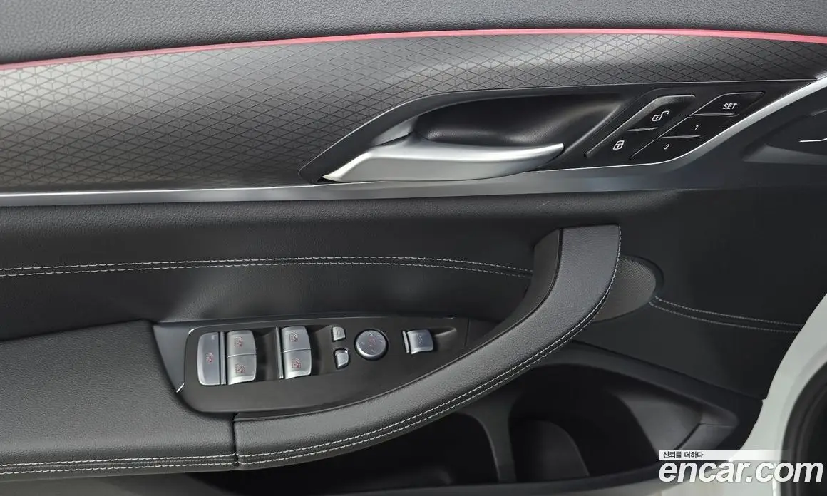 BMW X4 2025 2.0 автомат (гидро), фото 25