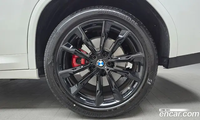 BMW X4 2025 2.0 автомат (гидро), миниатюра 7