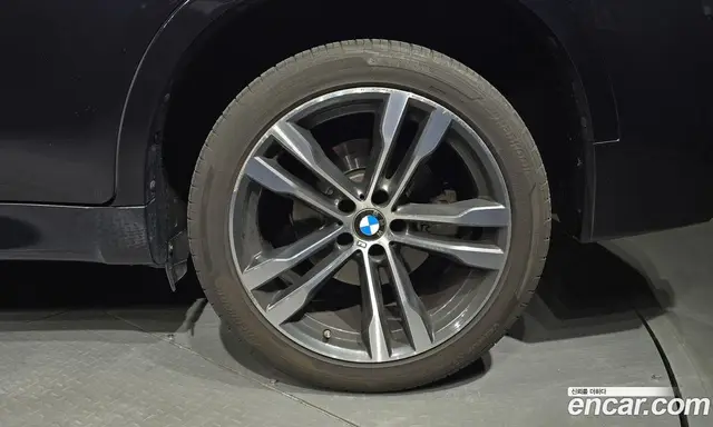BMW X6 2018 3.0 автомат (гидро), миниатюра 7