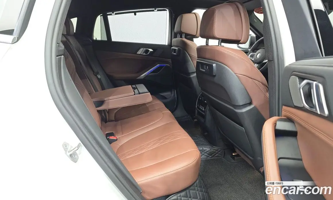 BMW X6 2023 3.0 автомат (гидро), фото 12