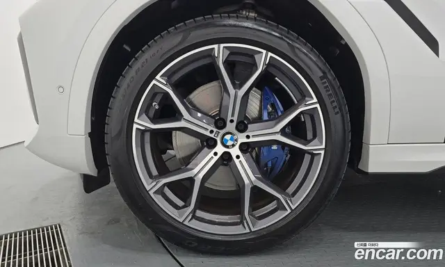 BMW X6 2023 3.0 автомат (гидро), миниатюра 5