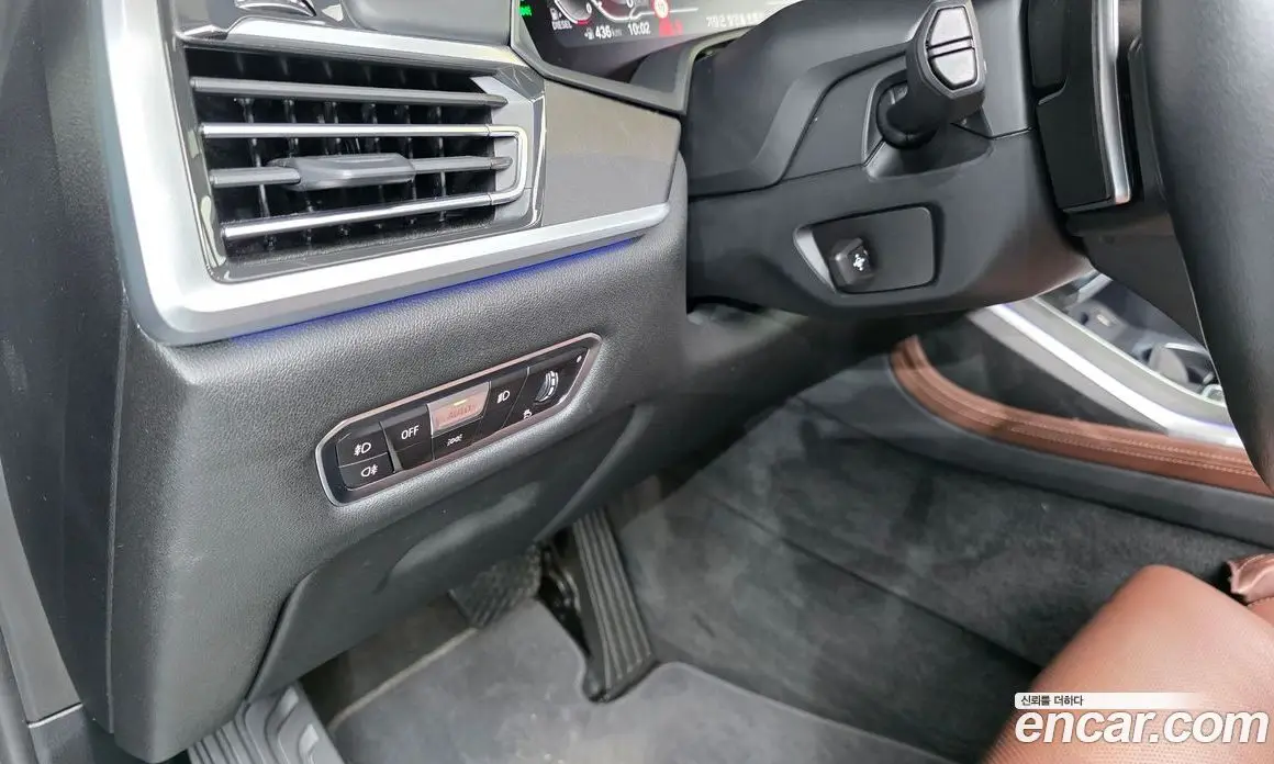 BMW X7 2022 3.0 автомат (гидро), фото 16