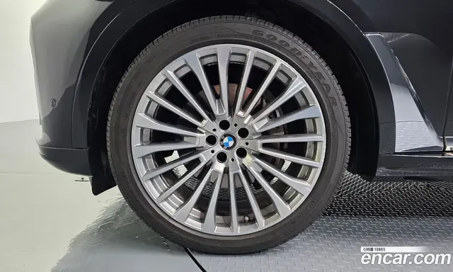 BMW X7 2022 3.0 автомат (гидро), миниатюра 5