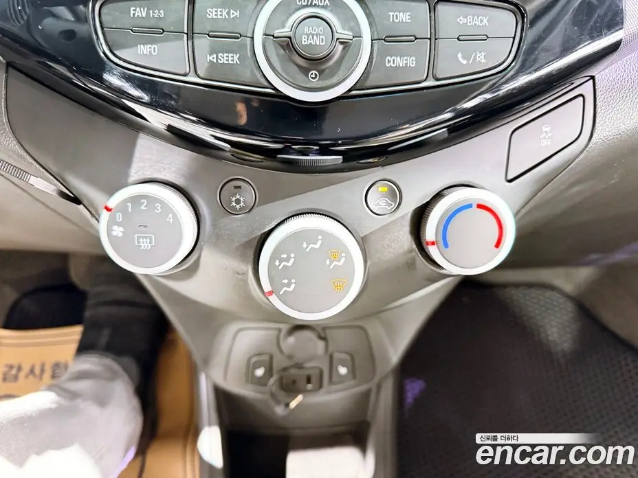 Chevrolet Spark 2013 1.0 автомат (гидро), фото 12