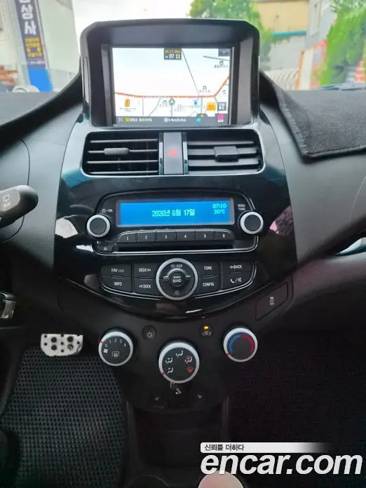Chevrolet Spark 2015 1.0 автомат (гидро), фото 11