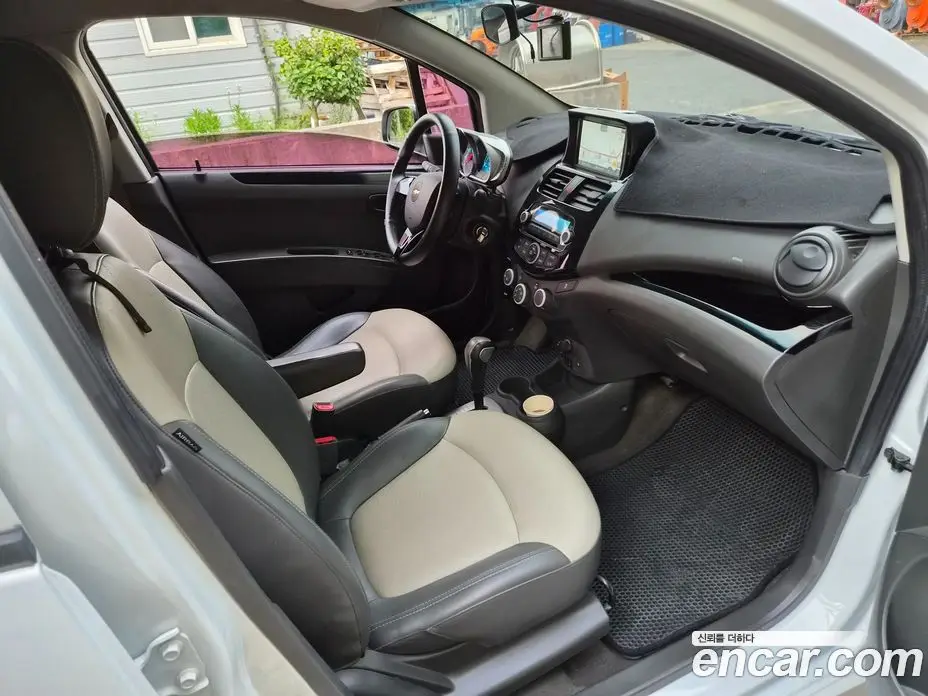 Chevrolet Spark 2015 1.0 автомат (гидро), фото 12