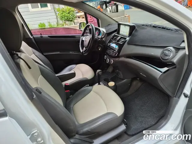 Chevrolet Spark 2015 1.0 автомат (гидро), миниатюра 12