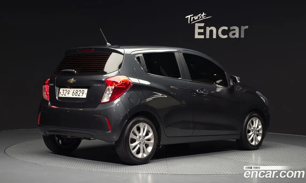 Chevrolet Spark 2018 1.0 автомат (гидро), фото 2