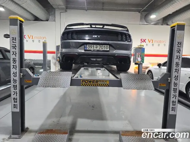 Ford Mustang 2021 5.0 автомат (гидро), миниатюра 2