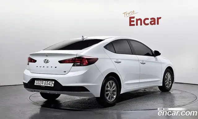 Hyundai Avante 2020 1.6 автомат (гидро), миниатюра 2