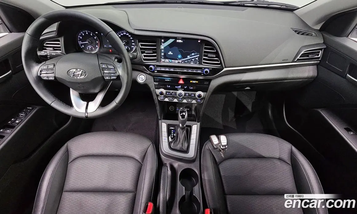 Hyundai Avante 2020 1.6 автомат (гидро), фото 10