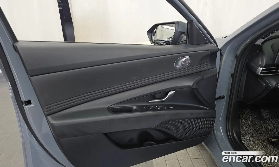 Hyundai Avante 2021 1.6 механика, фото 14